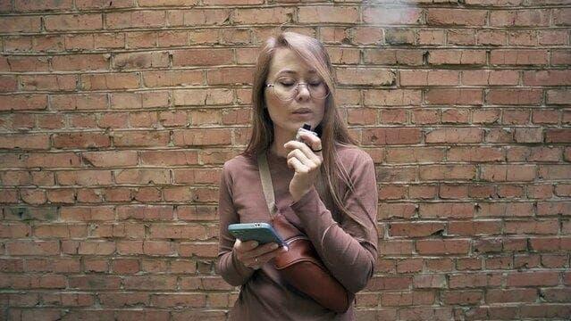 Egyszerhasználatos E-Cigaretta opinie, testy i poradnik e lites dla początkujących i zaawansowanych Egyszerhasználatos E-Cigaretta opinie, testy i poradnik e lites dla początkujących i zaawansowanych