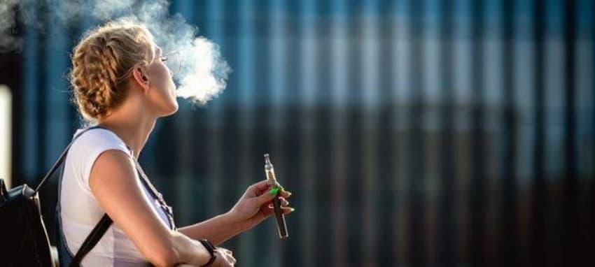 Disposable Vapes i ich wpływ na ciążę oraz kiedy sól fizjologiczna w ciąży może pomóc przyszłym mamom