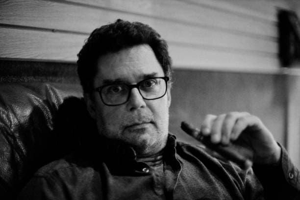 E-Cigi Bolt — recenzja i praktyczne porady dla użytkowników oraz jak przeciwdziałać uzaleznienie od soli