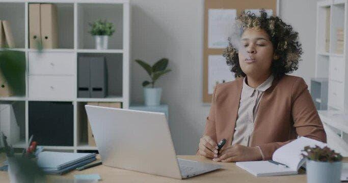 e-Cigaretta przewodnik dla kupujących opakowanie skrót wyjaśnione co kryje etykieta i oznaczenia